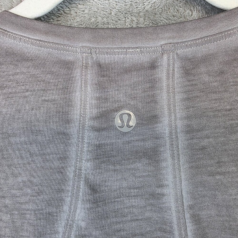 Lululemon Tank Top Womens M/L Gray Cropped Crew Neck Lightweight Jersey Yoga Gym - Picture 3 of 6